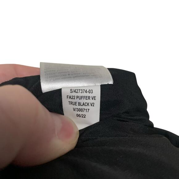 GAP True Black Puffer Vest Mens Size Large Tall - Picture 6 of 6